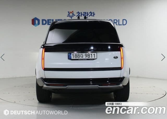 Land Rover Range Rover 2023 — Photo 15/20