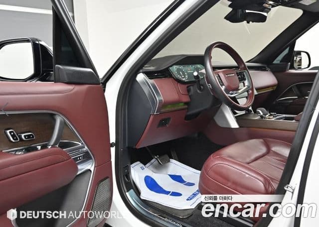 Land Rover Range Rover 2023 — Photo 11/20