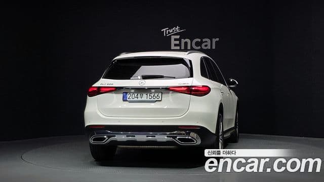 Mercedes-Benz GLC-Class 2025 — Фото 4/20