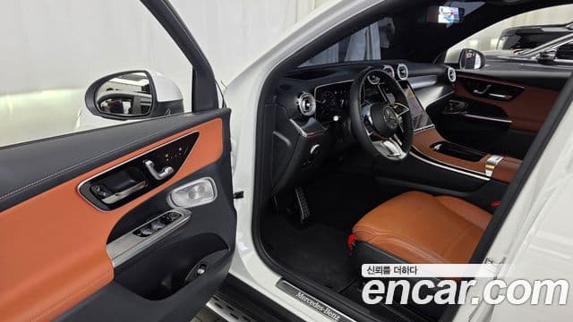 Mercedes-Benz GLC-Class 2025 — Фото 10/20