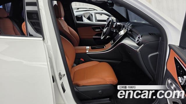 Mercedes-Benz GLC-Class 2025 — Фото 11/20