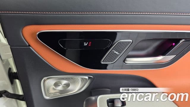 Mercedes-Benz GLC-Class 2025 — Фото 18/20