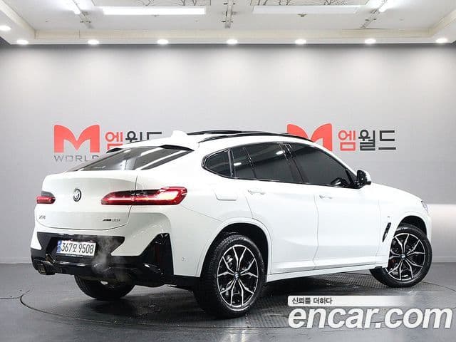 BMW X4 2023 — Photo 4/20