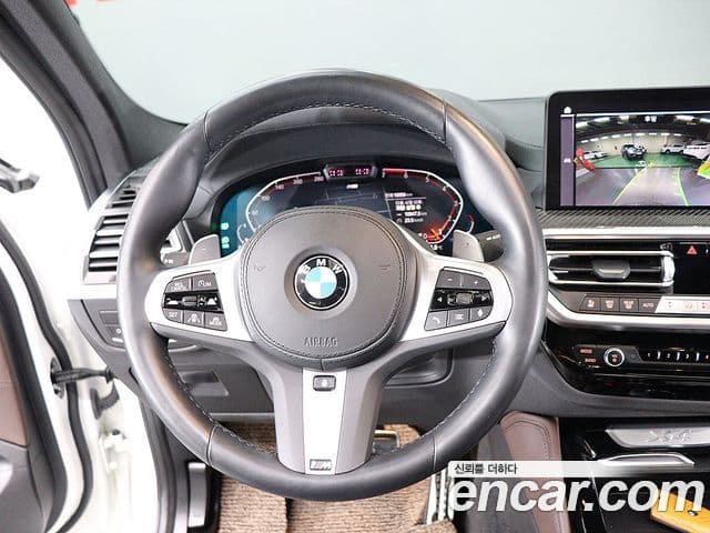 BMW X4 2023 — Photo 19/20