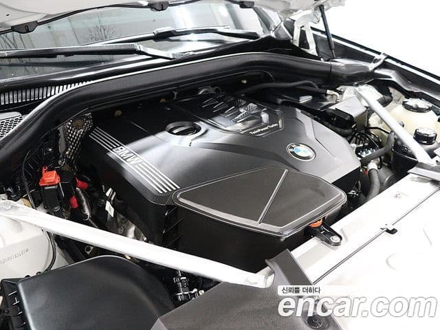 BMW X4 2023 — Photo 2/20