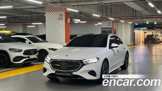 Mercedes-Benz E-Class 2025 — Фото 10/20