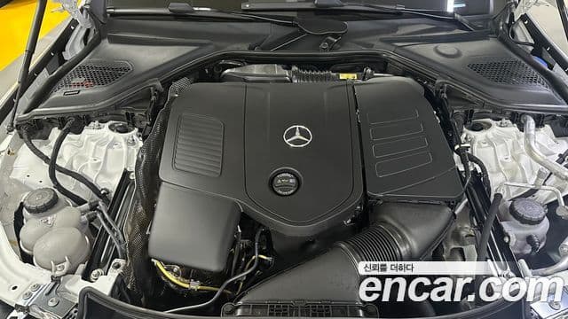 Mercedes-Benz E-Class 2025 — Фото 5/20