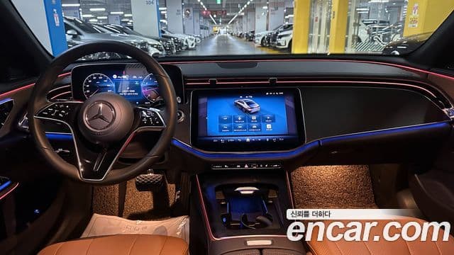 Mercedes-Benz E-Class 2025 — Фото 6/20