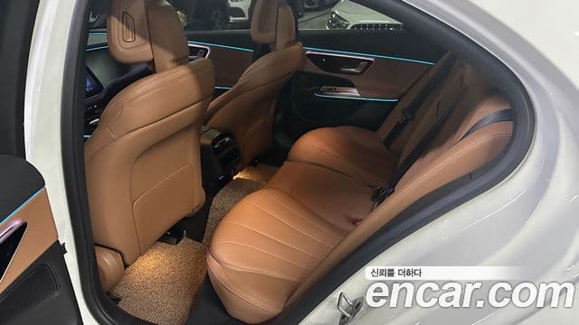 Mercedes-Benz E-Class 2025 — Фото 14/20