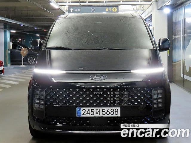 Hyundai Staria 2022 — Фото 10/20