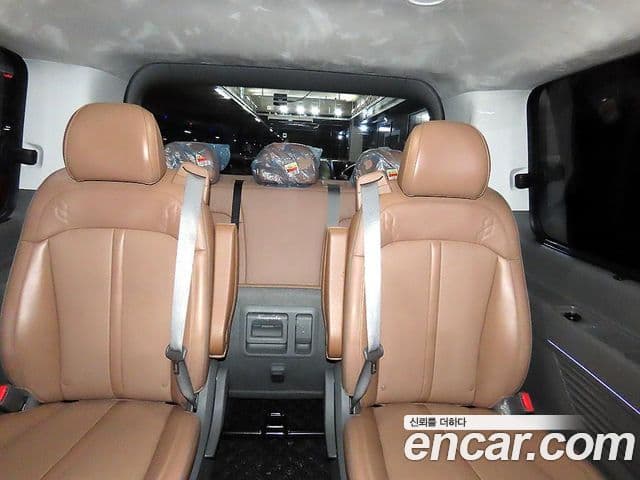 Hyundai Staria 2022 — Фото 7/20