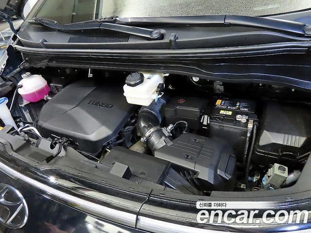 Hyundai Staria 2022 — Фото 19/20