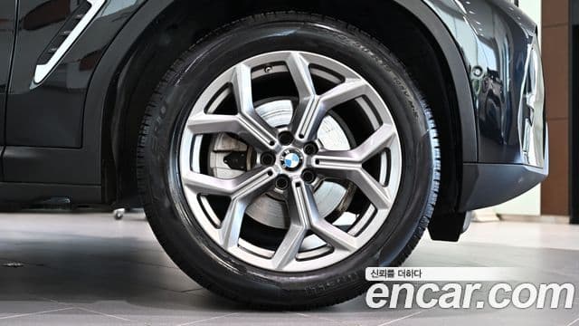 BMW X4 2022 — ფოტო 11/20