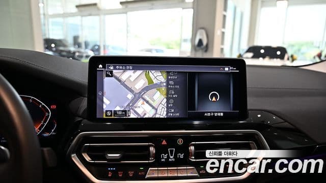 BMW X4 2022 — ფოტო 10/20