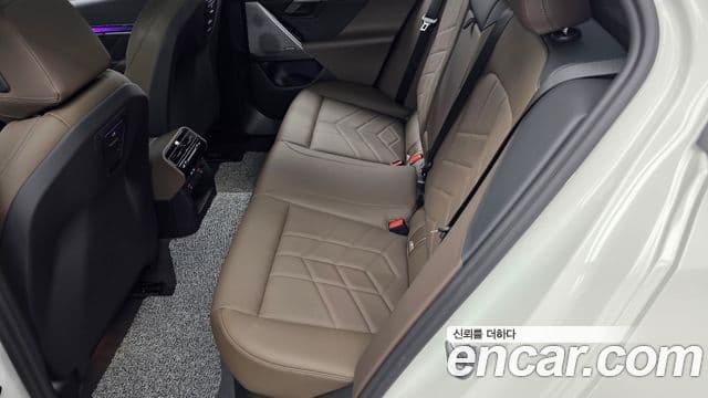 BMW 5 Series 2025 — Şəkil 29/32