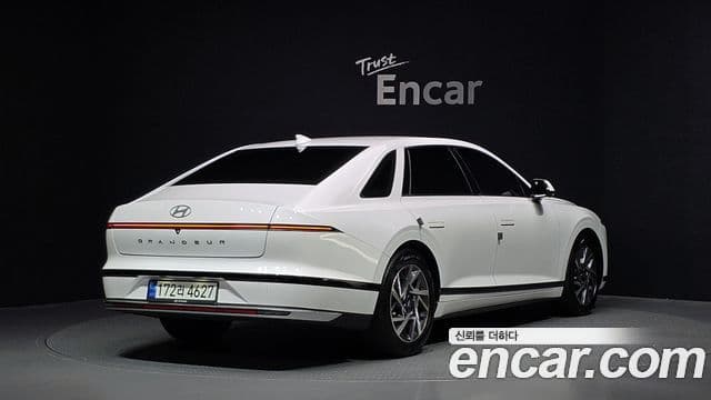 Hyundai Grandeur 2023 — Фото 2/20