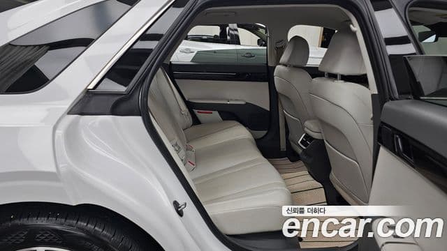 Hyundai Grandeur 2023 — Фото 12/20