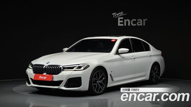 BMW 5 Series 2023 — Фото 1/20