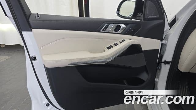 BMW X5 2025 — Şəkil 24/32