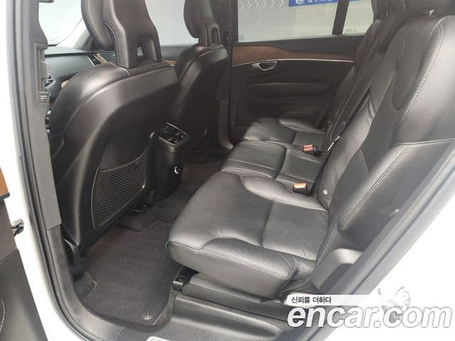 Volvo XC90 2019 — Photo 20/20