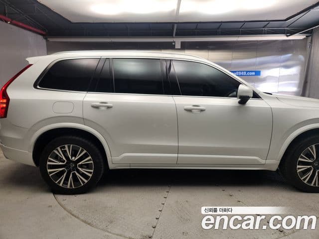 Volvo XC90 2019 — Photo 13/20