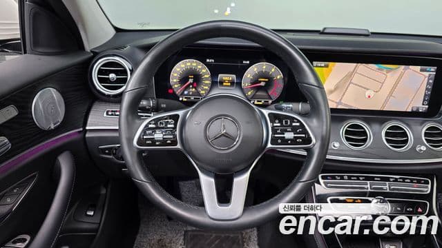 Mercedes-Benz E-Class 2020 — Фото 13/20