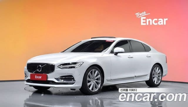 Volvo S90 2019 — Фото 1/20