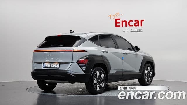 Hyundai Kona Hybrid 2024 — Photo 2/31