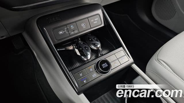 Hyundai Kona Hybrid 2024 — Photo 19/31