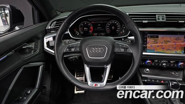 Audi Q3 2022 — Фото 13/20