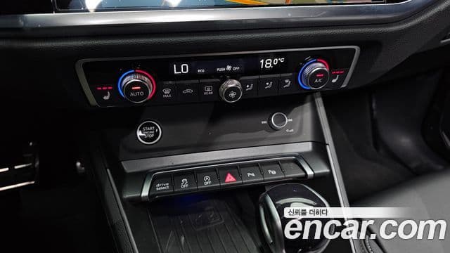 Audi Q3 2022 — Фото 18/20