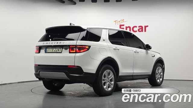 Land Rover Discovery Sport 2020 — Фото 2/20