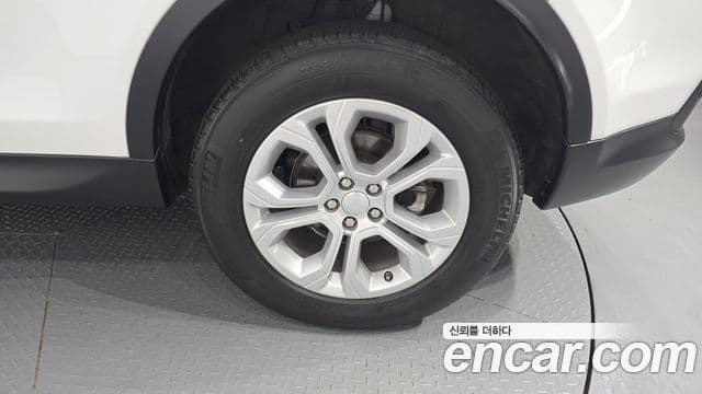 Land Rover Discovery Sport 2020 — ფოტო 21/31