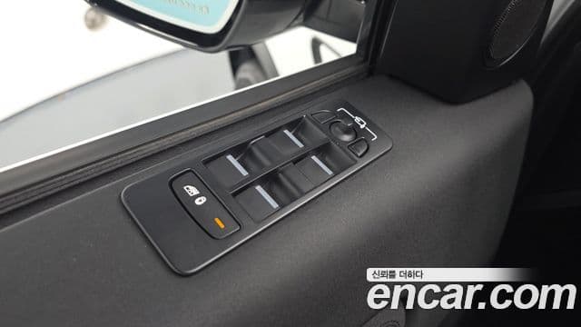 Land Rover Discovery Sport 2020 — ფოტო 24/31