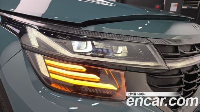 Kia Seltos 2023 — Şəkil 15/32