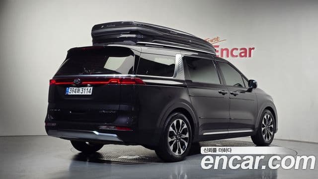 Kia Carnival 2021 — Фото 2/20