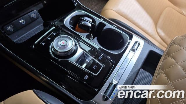 Kia Carnival 2021 — Фото 9/20