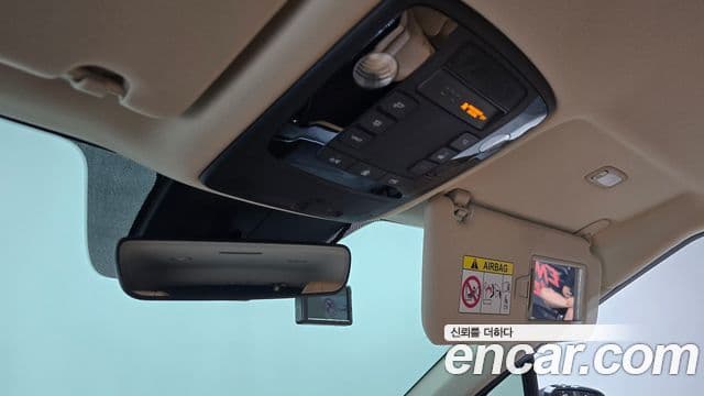 Kia Carnival 2021 — Şəkil 20/34