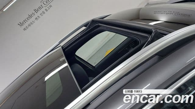Mercedes-Benz EQB 2025 — ფოტო 12/18