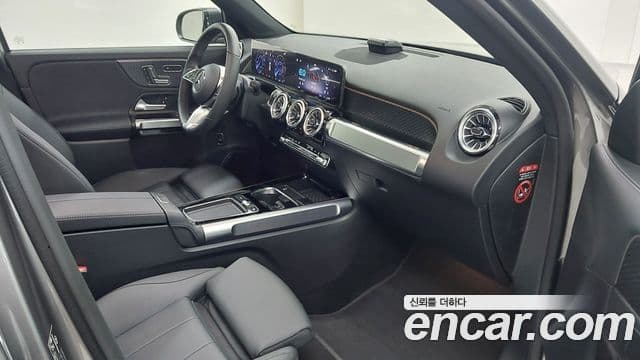 Mercedes-Benz EQB 2025 — ფოტო 2/18