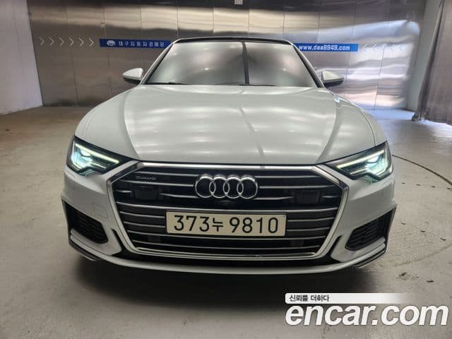 Audi A6 2021 — ფოტო 17/20