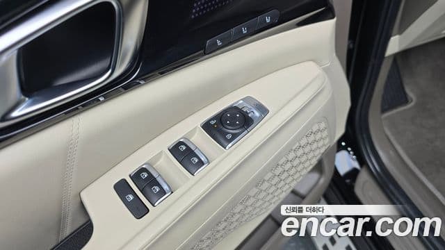 Kia Carnival 2024 — Фото 15/20