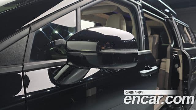 Kia Carnival 2024 — Photo 1/33