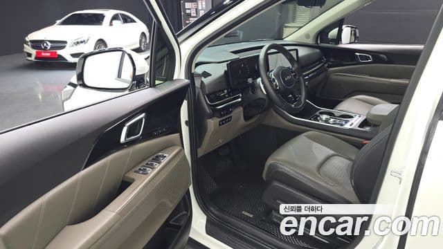 Kia Carnival 2024 — Фото 10/20