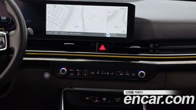 Kia Carnival 2024 — Фото 13/20