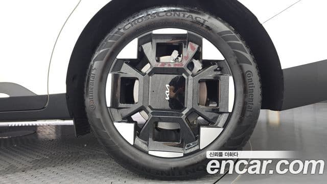 Kia Carnival 2024 — Şəkil 13/38