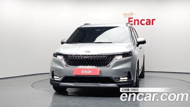 Kia Carnival 2021 — Фото 3/20
