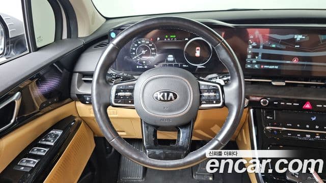 Kia Carnival 2021 — Фото 12/20