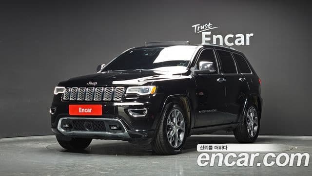 Jeep Grand Cherokee 2019 — Photo 16/20