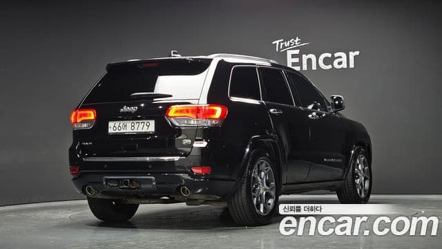 Jeep Grand Cherokee 2019 — Photo 3/20